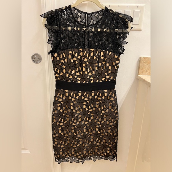 Milly Women's Black Leila Floral Guipure Lace Short Dress size 2 - Picture 1 of 8
